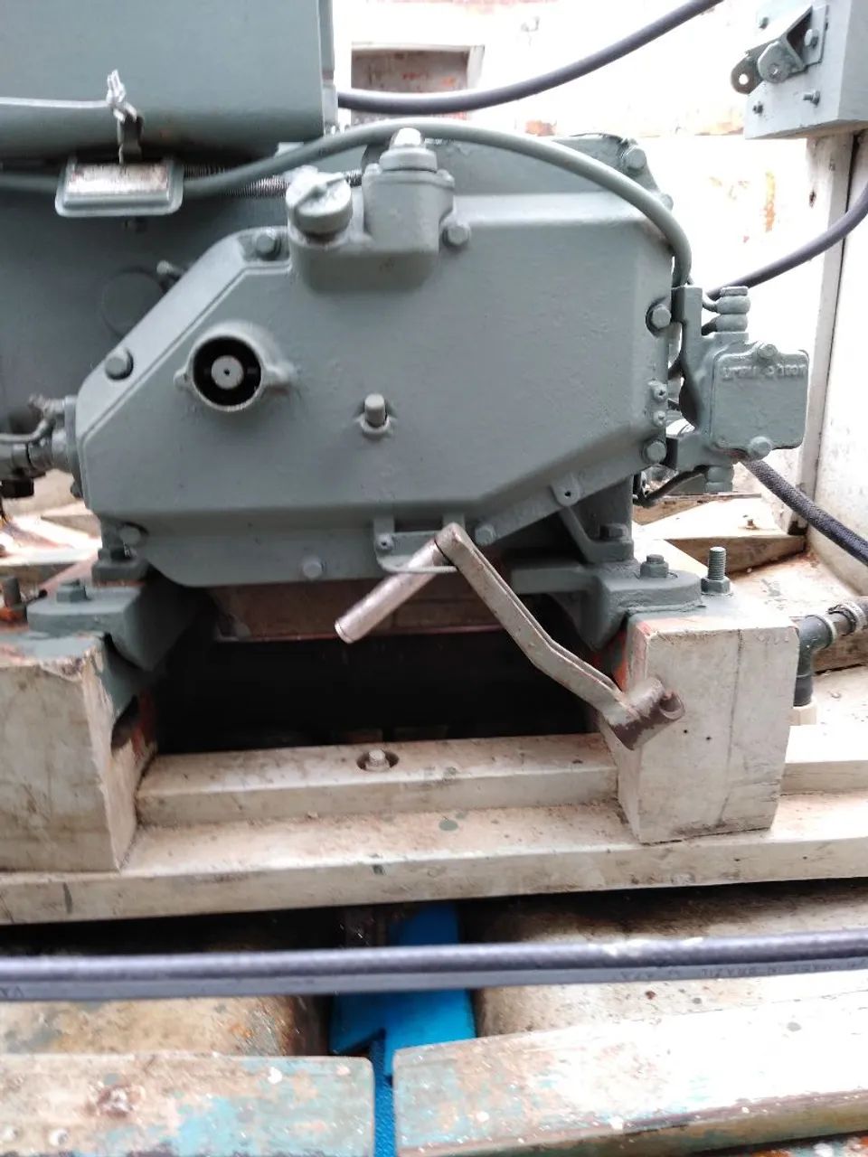 Vendo barco motor B18 casco de fibra - Foto 12