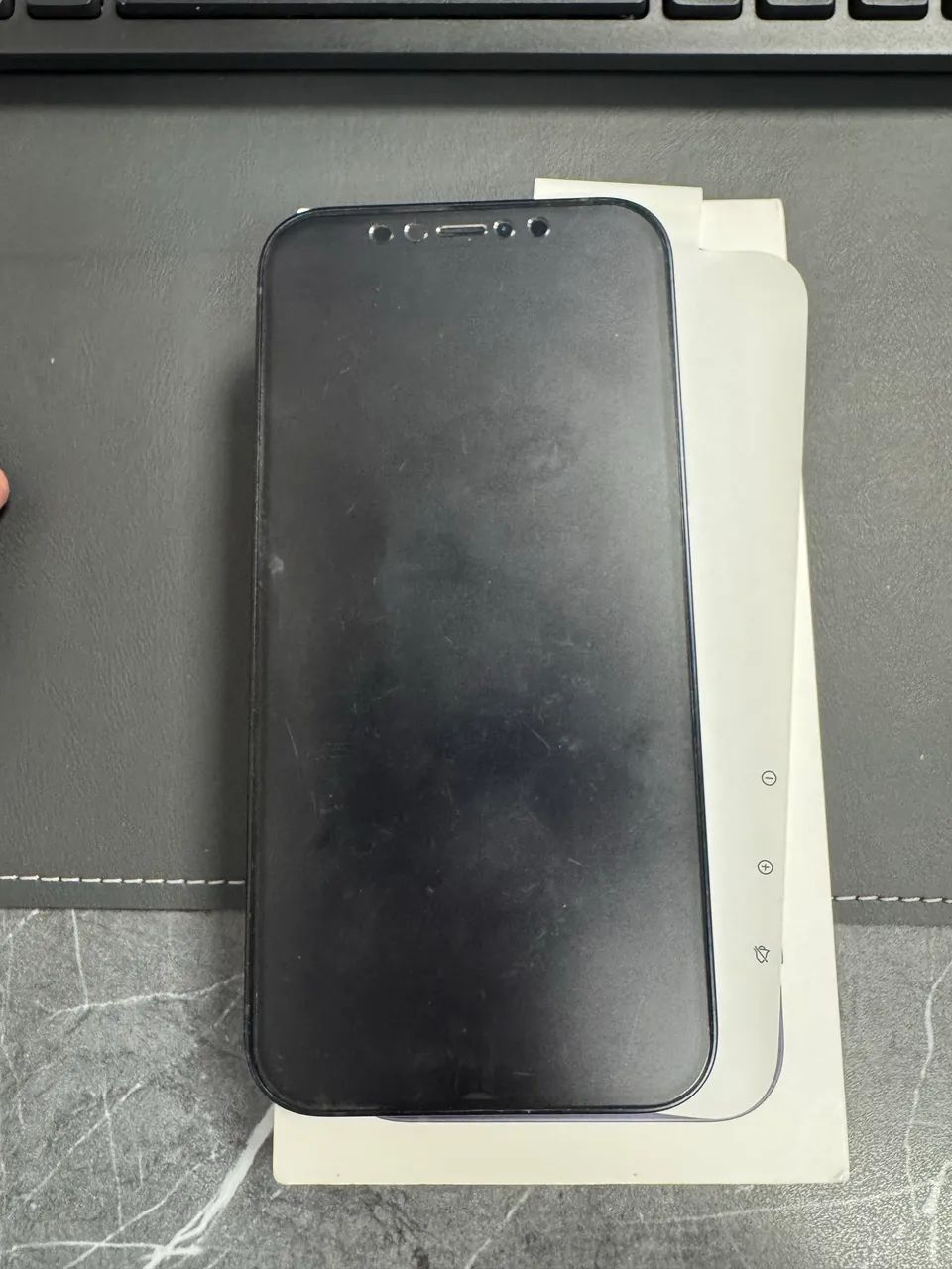 iPhone 12 - Foto 2