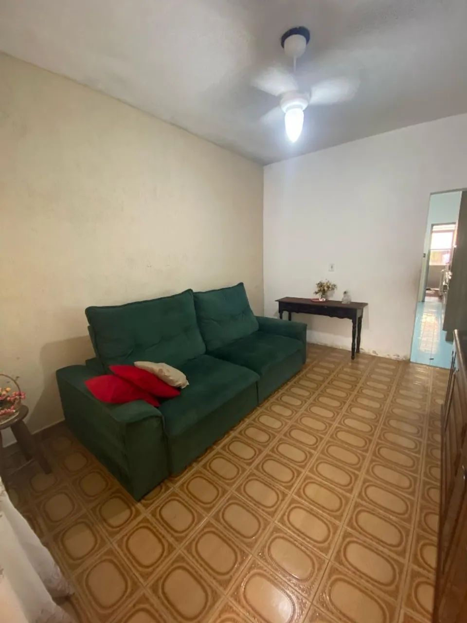Casa clássica com 3 dormitórios, edícula e quintal na Vila Nova - Foto 2