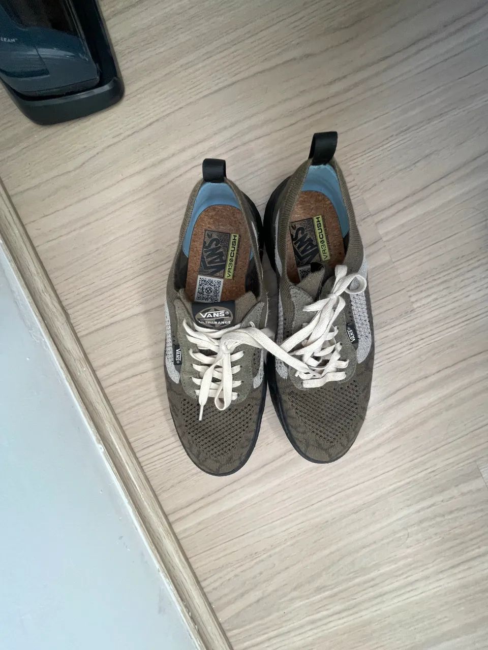 O tênis Vans UltraRange VR3 - Foto 2