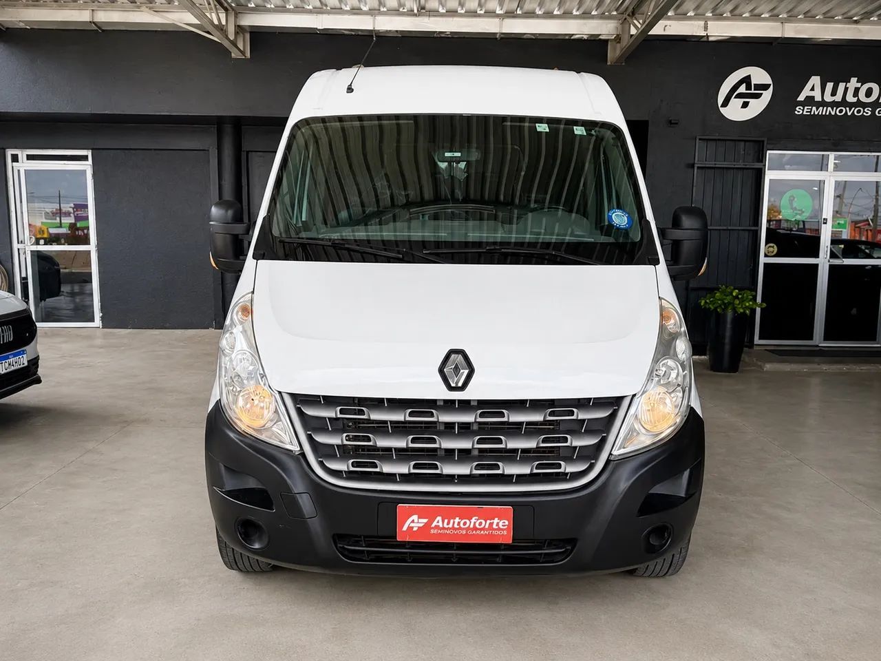 Renault Master 2.3 DCI STD Medio Esco. 20L Dies. 2014 - Foto 3