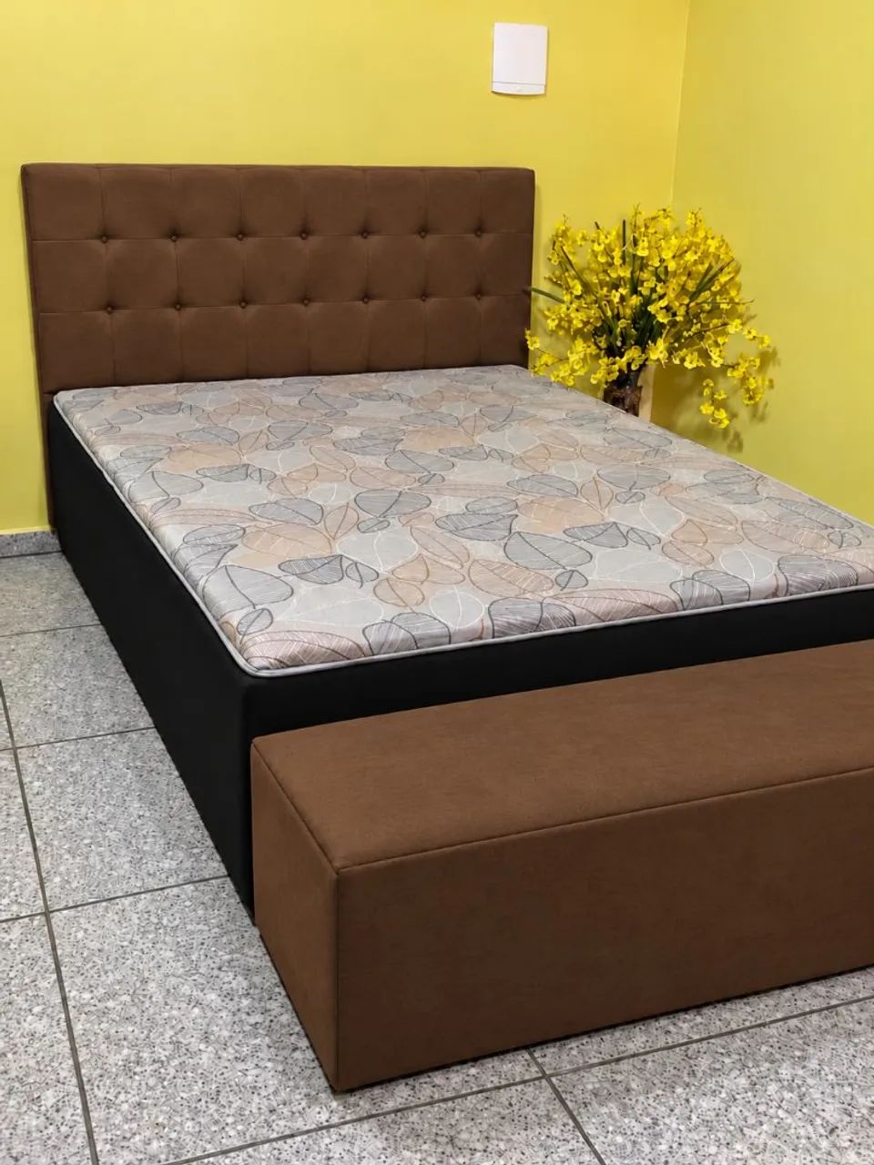 Cama casal com baú recamier e cabeceira - Foto 2