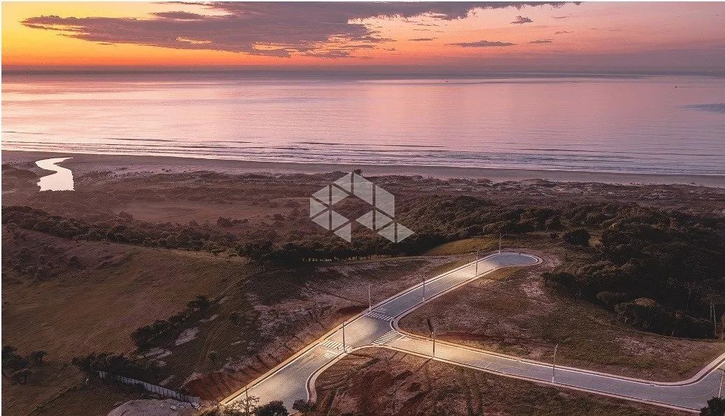 Lotes a 650m da praia e 5 minutos do centro de Imbituba, SC. - Foto 3