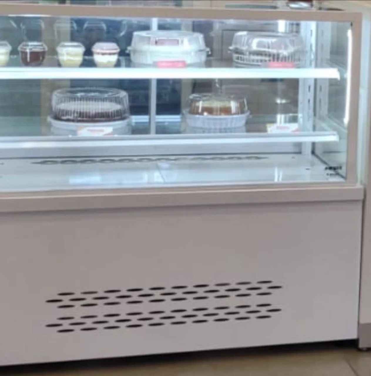 Vitrine refrigerada 