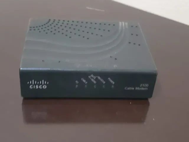Modem a Cabo Cisco DPC2100R2 - Cable Modem 2100