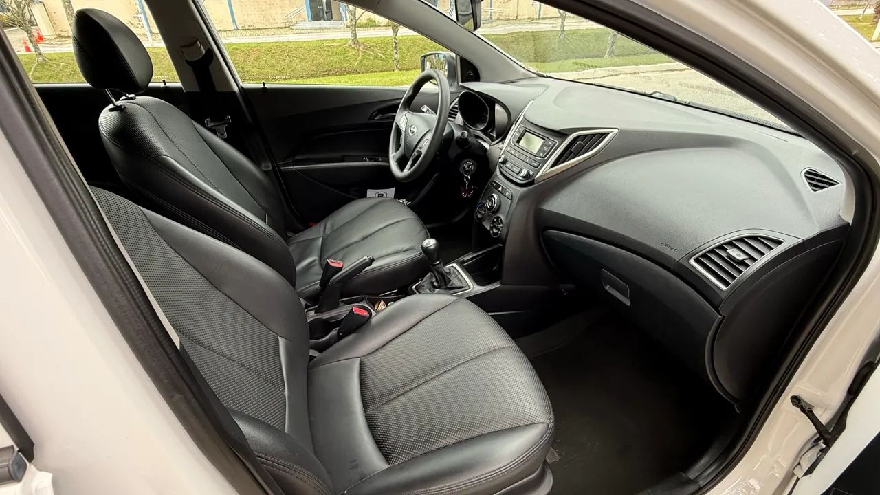 Hyundai HB20 Unique 1.0 Flex 12V Mec. 2019 - Foto 3
