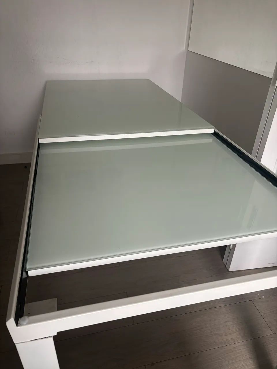 Mesa de Jantar Expansível ETNA - Vidro Branco