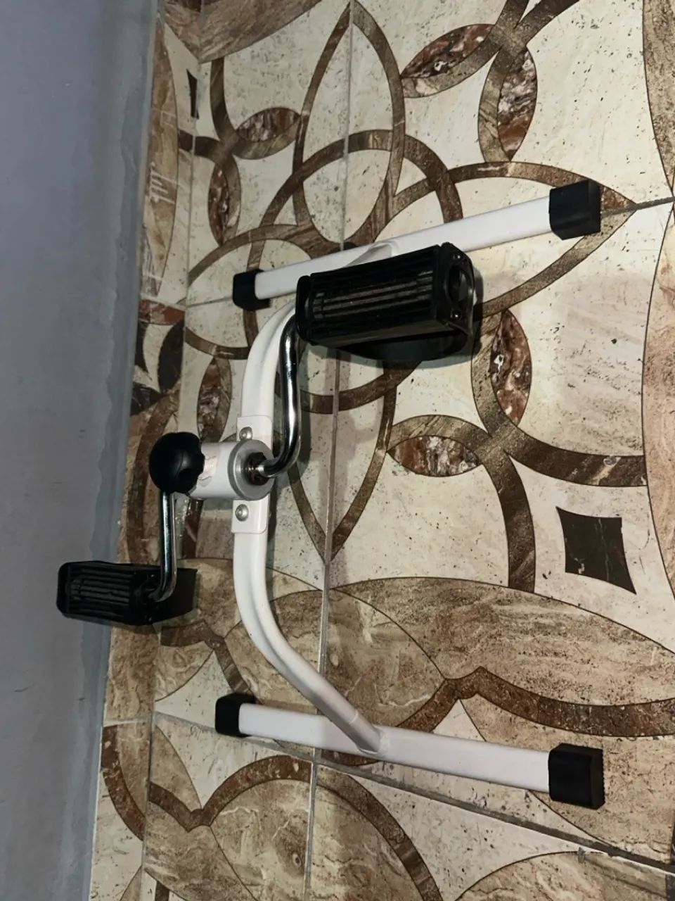 BICICLETA ERGOMÉTRICA - R$ 20,00