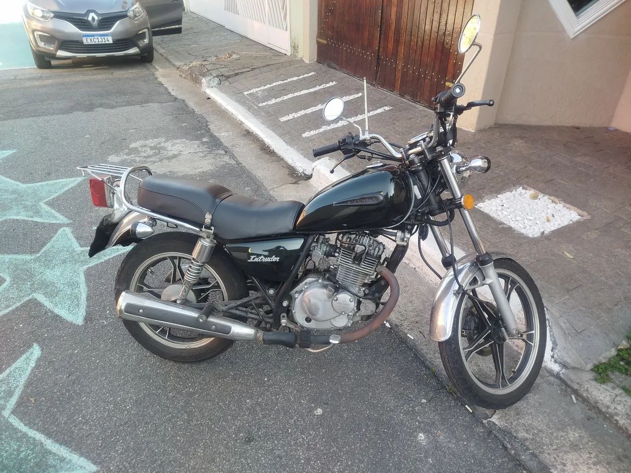 Intruder 2011 - Foto 2