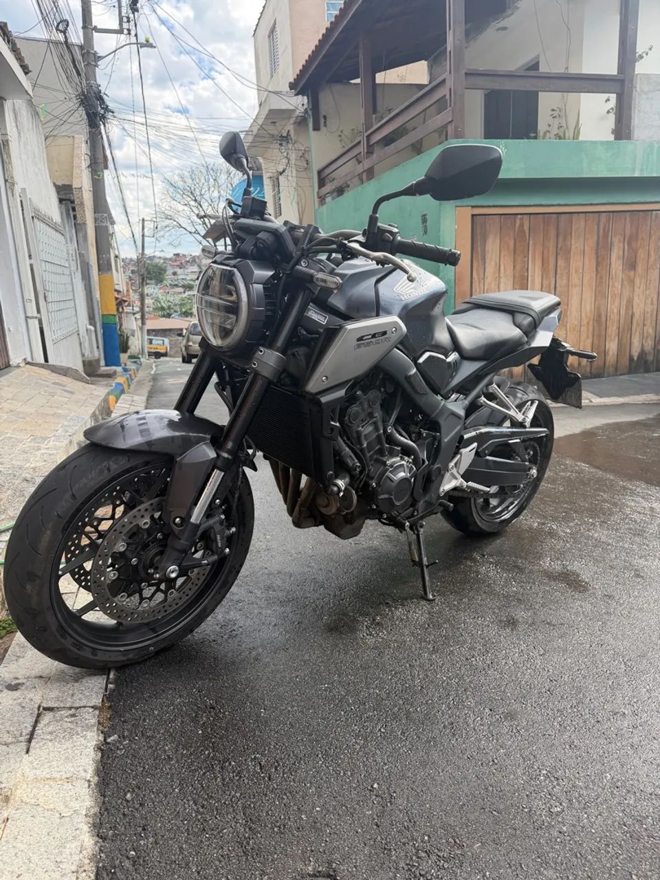 CB 650 R 2024 - Foto 5