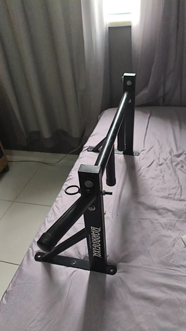 Barra fixa de parede - Foto 2