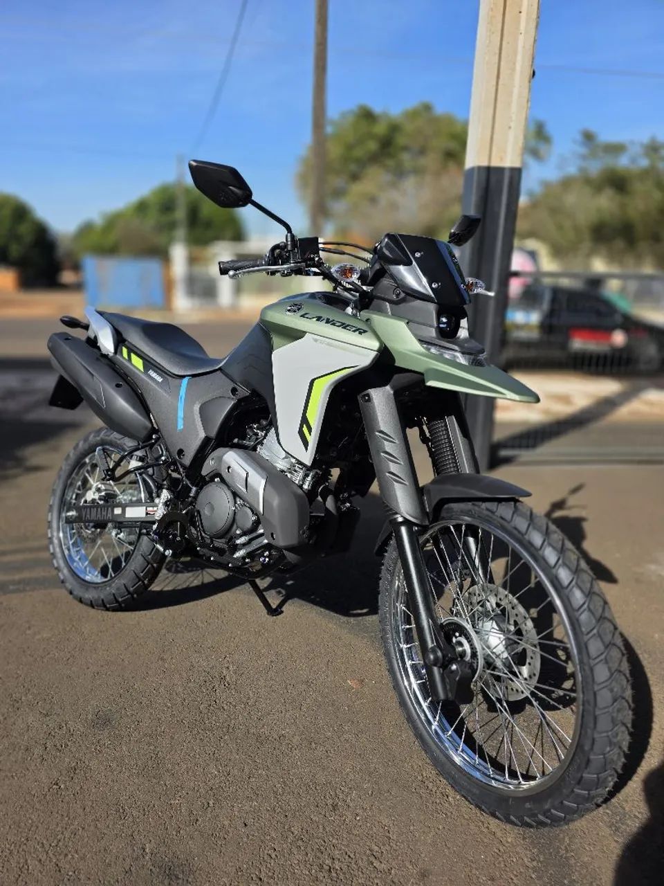 Lander 250 CONNECTED  - Foto 3