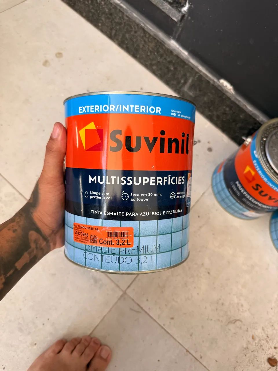 Tinta epóxi a base d?água suvinil