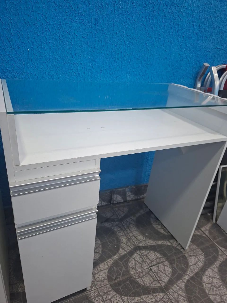 Mesa para nail designer  nova no plástico  - Foto 5