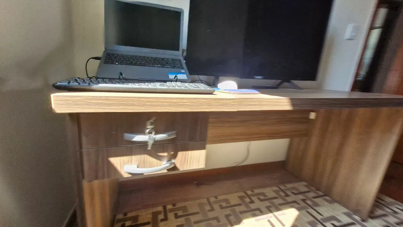 Mesa de Escritório ou Estudos - Foto 2