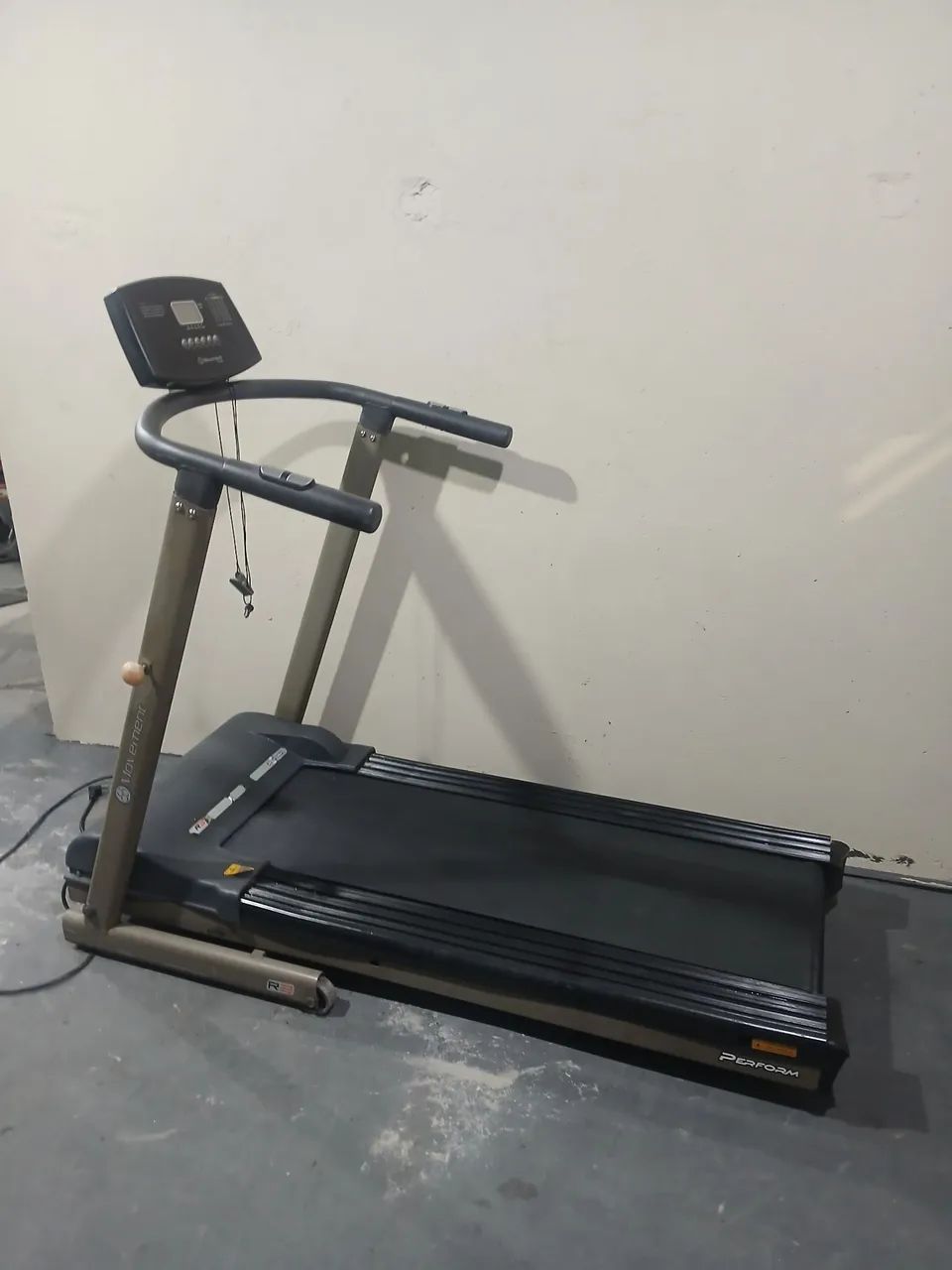 Esteira Moviment R3  - Foto 4