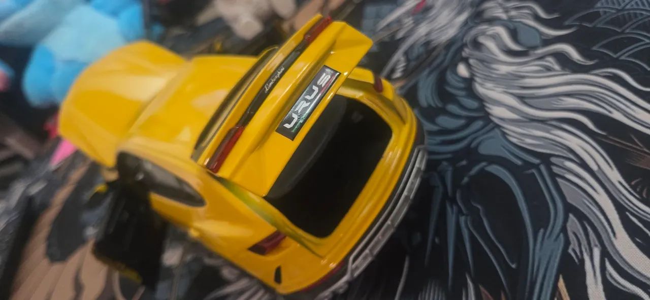 Miniatura Lamborghini Urus burago - Foto 5