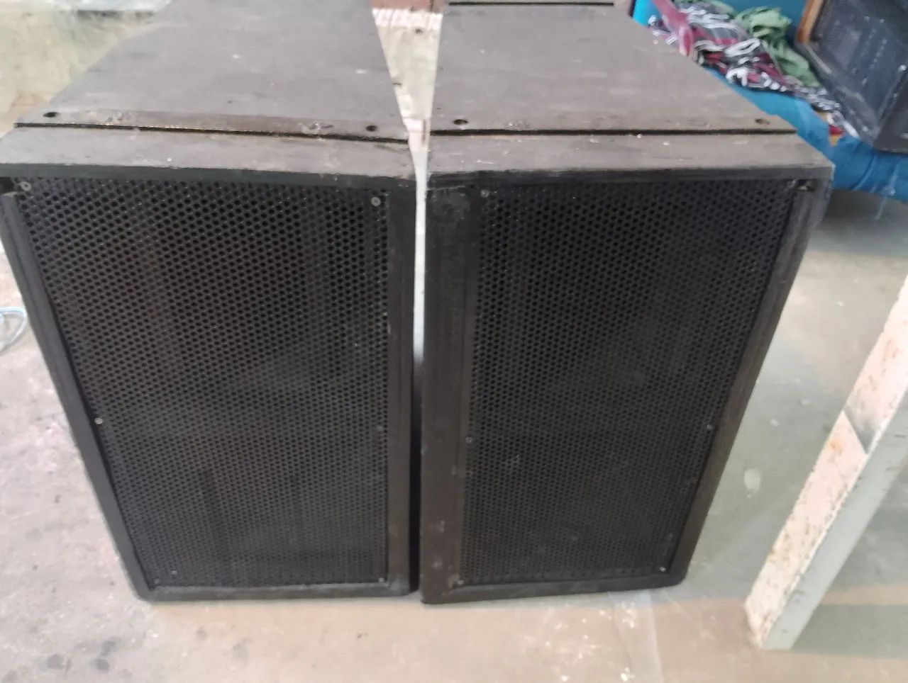 Vendo 2 caixa de 12 polegadas  - Foto 3