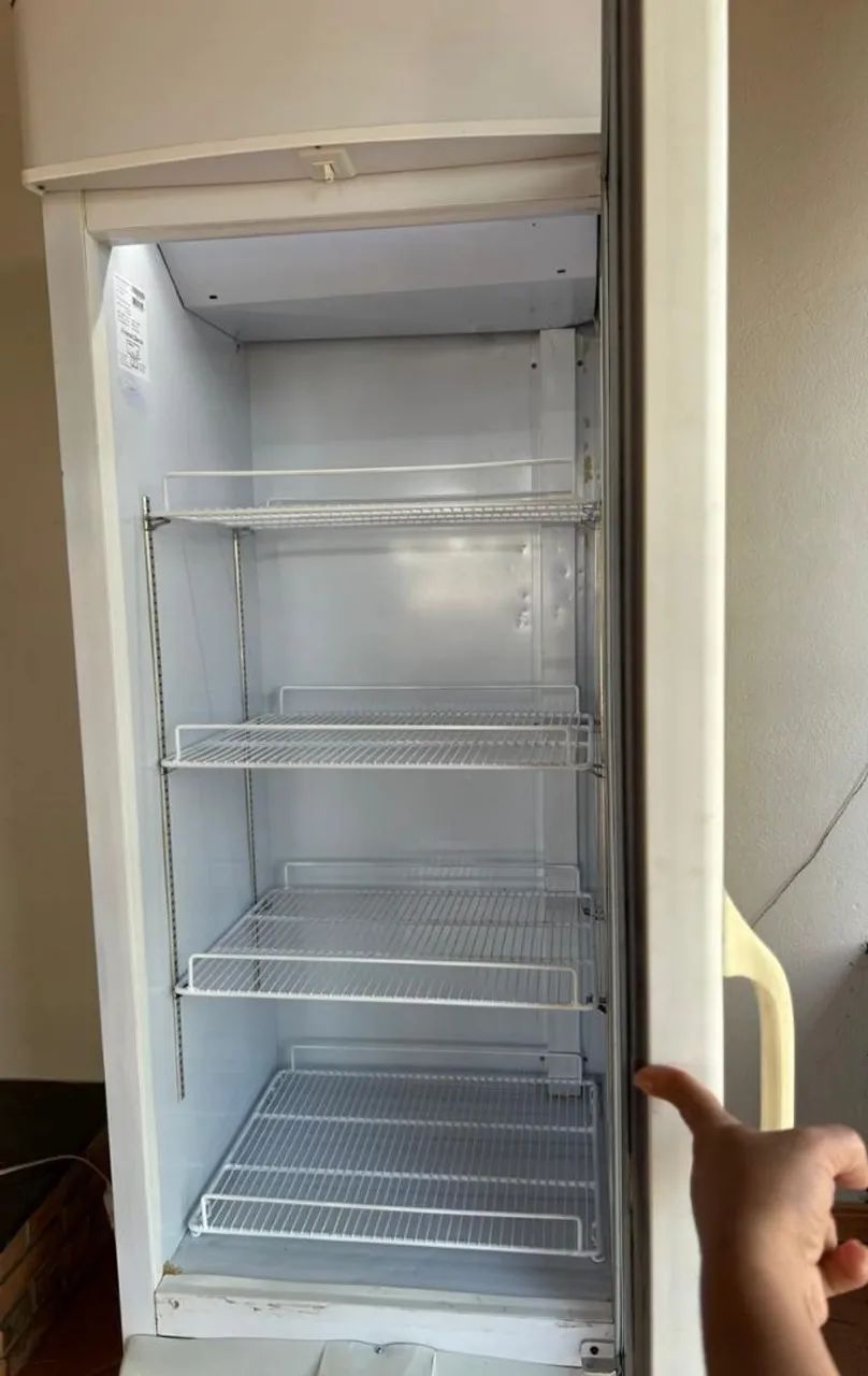 Freezer refrigerador expositor - Geladeiras e Freezers - Campinho