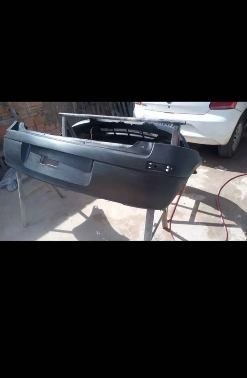 Vendo um parachoque traseiro do corsa hatch dst