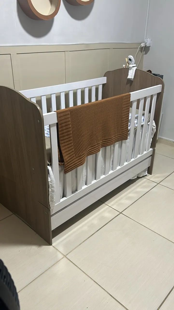 Vendo berço com colchão  - Foto 3