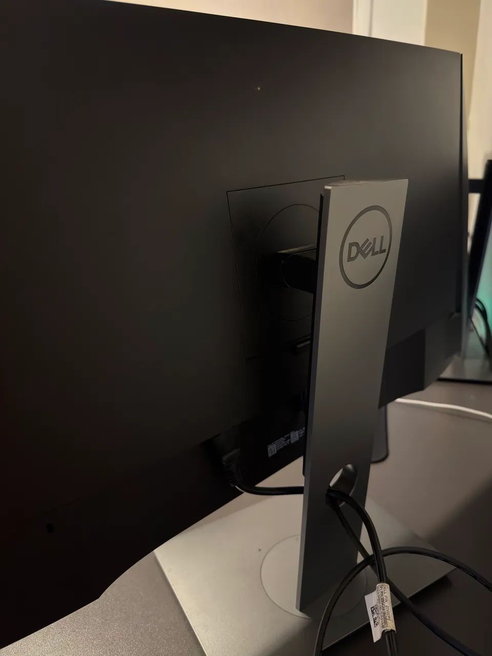 Monitor Dell 27 Pol LED IPS P2719H - Foto 2