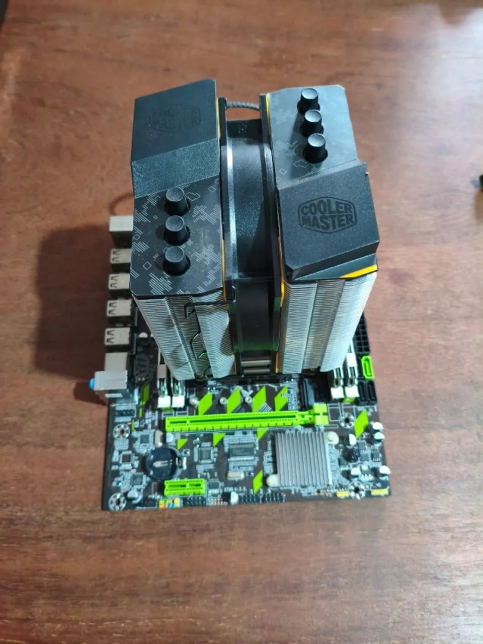 Xeon E5 2650 V2 4x4 Gb DDR3 1600MHz - Foto 3