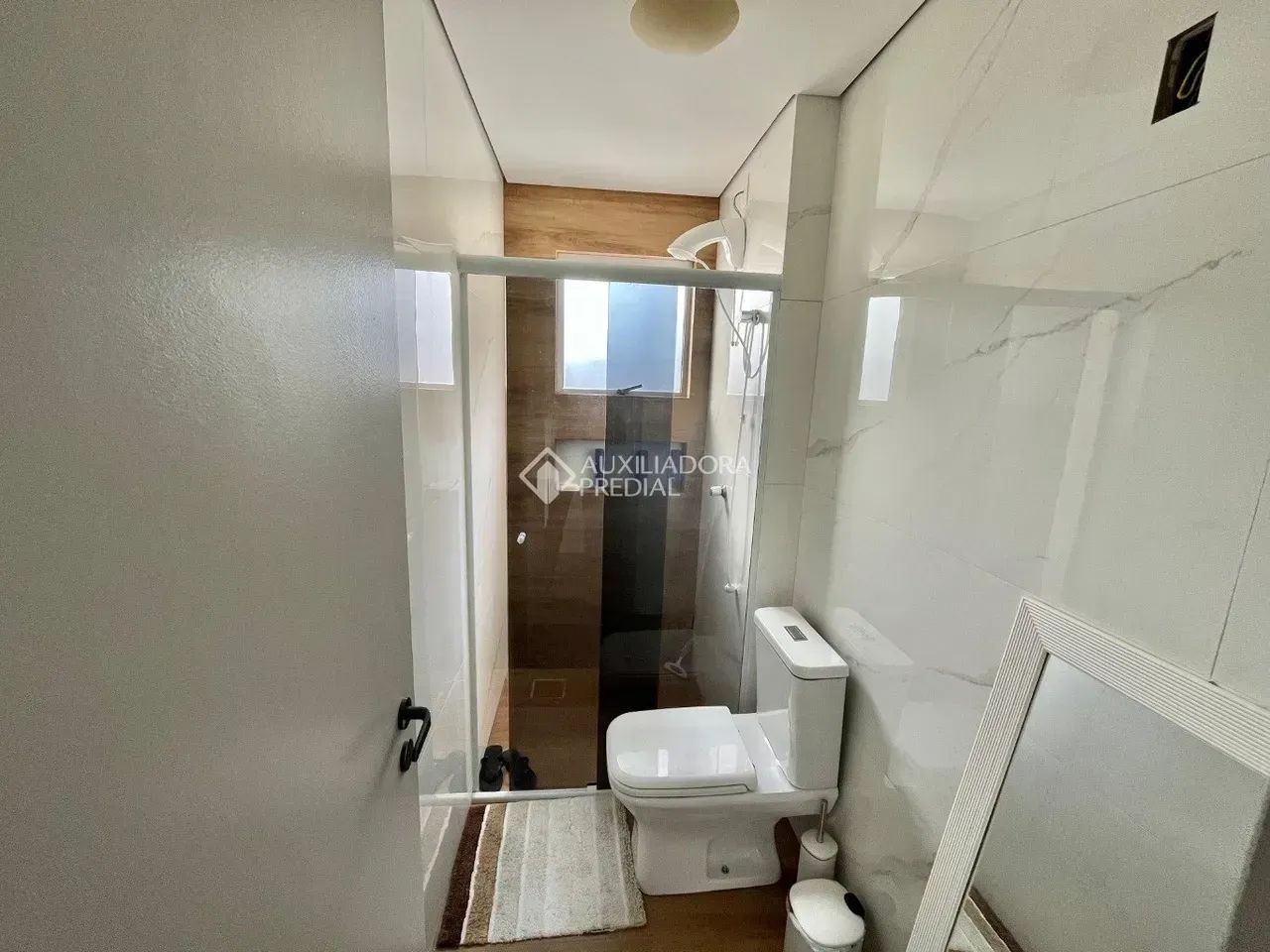 Apartamento 2 quartos c/ suíte em Campinas, reformado e mobiliado, com sacada, sol o dia i - Foto 5