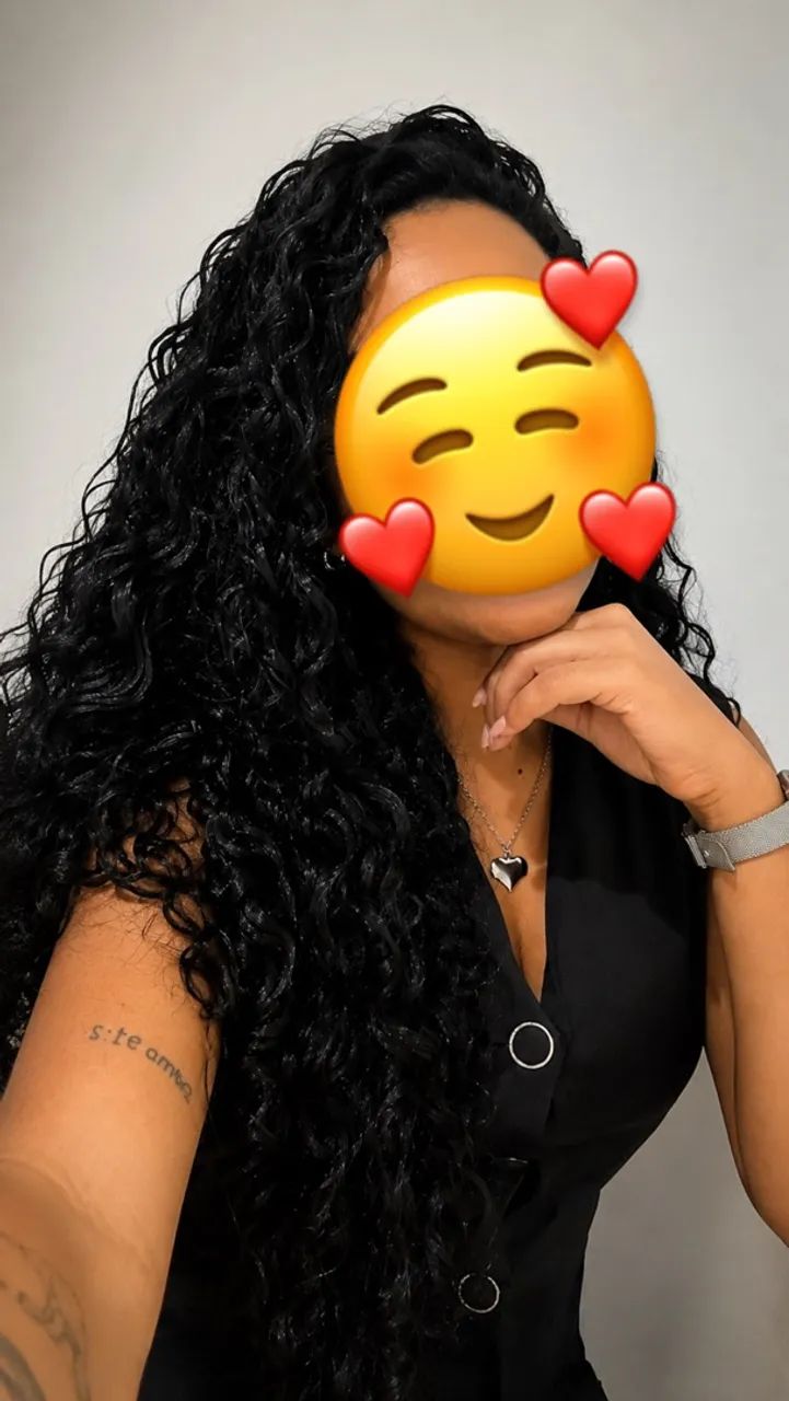 Wig cacheada 