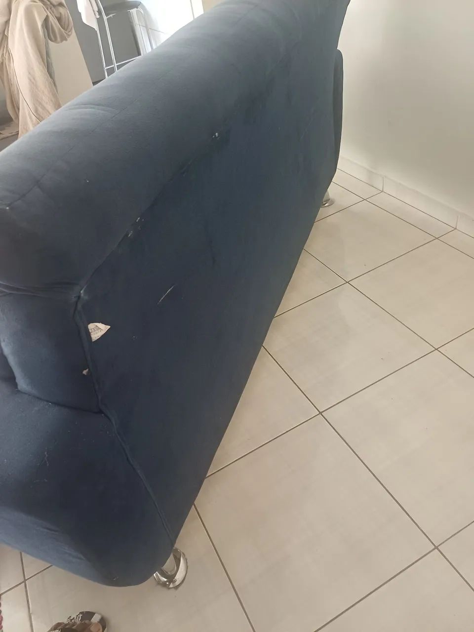 E pra sair hoje!!!  Mudança!!! Sofá Azul Marinho - Foto 3