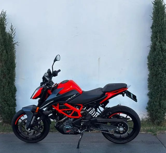 KTM DUKE 390  2024 - Foto 5