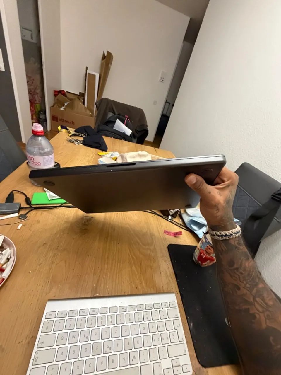 MacBook Pro M5 24GB, 1TB 16,2? - Foto 4