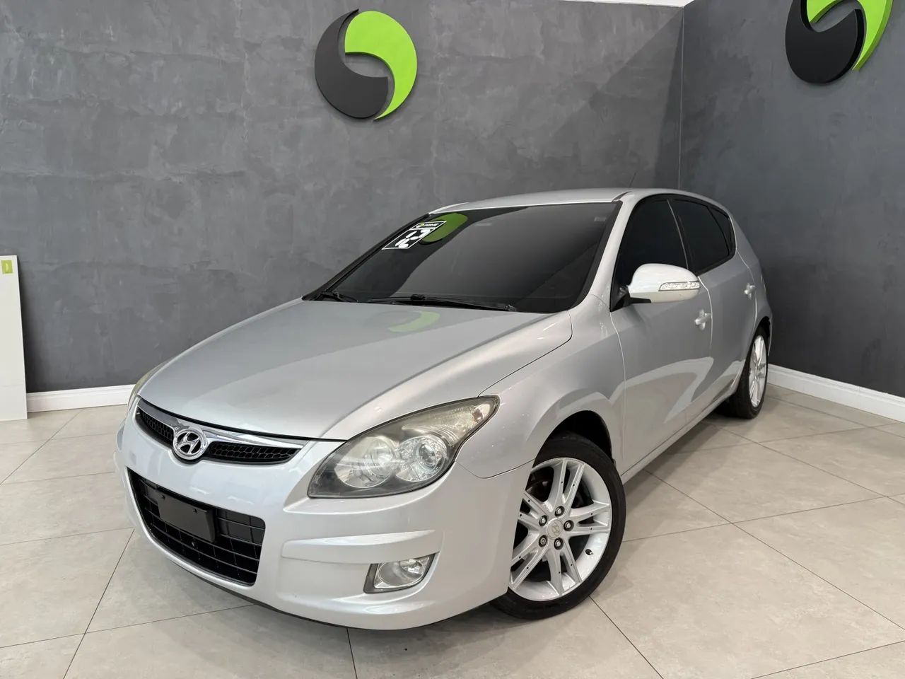 Hyundai i30 2.0 16V 145cv 5p Aut., foto 2 de 17