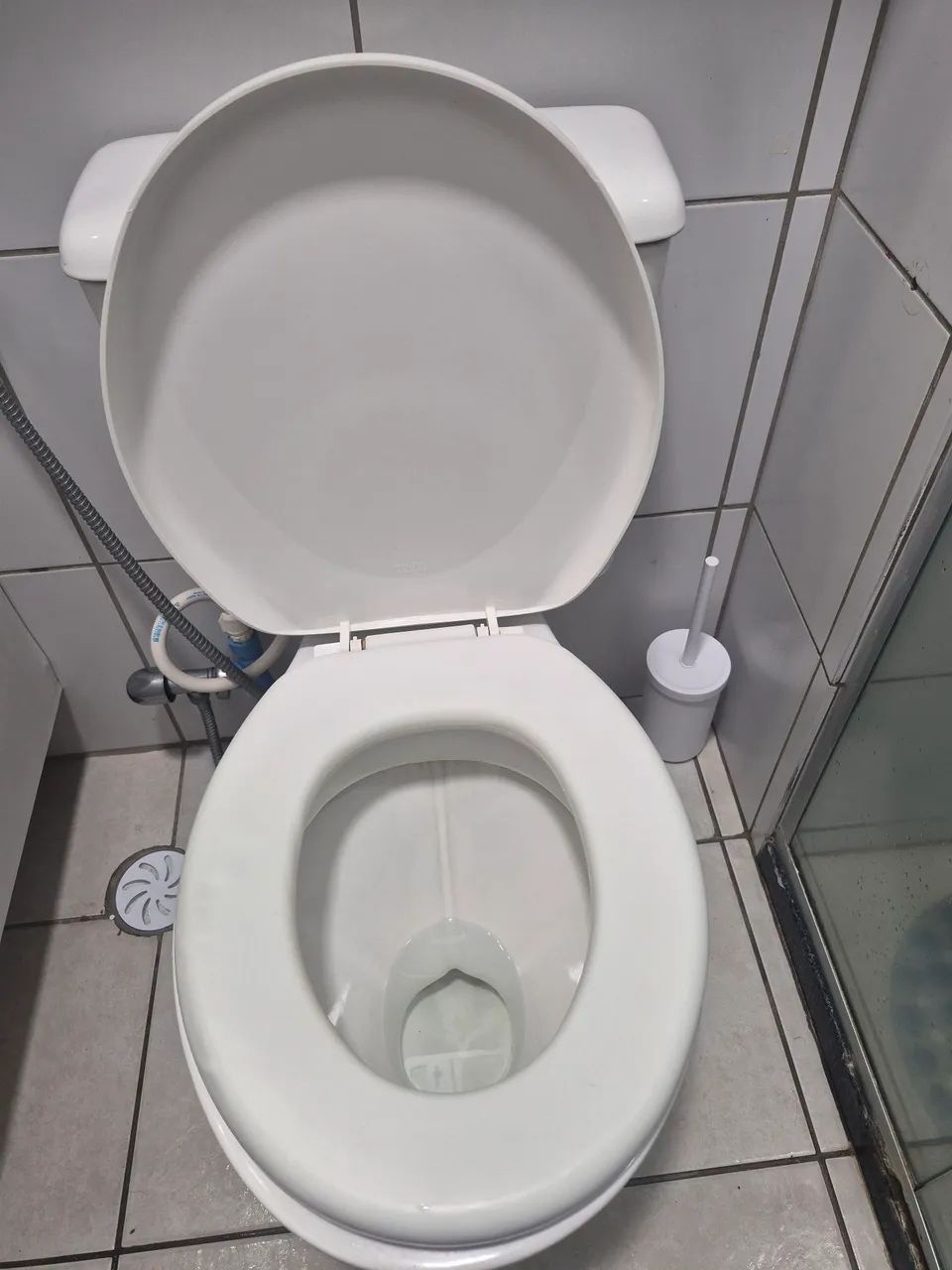 Vaso sanitário branco - Foto 3