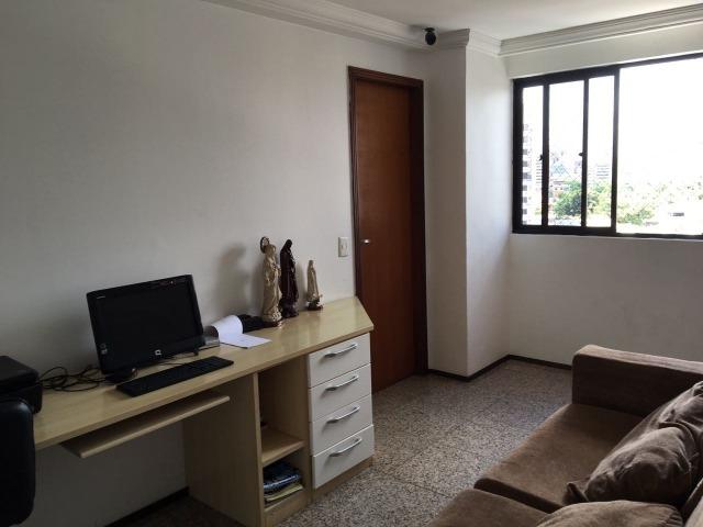 Apartamento um por andar no Meireles com excelente localização - Foto 4