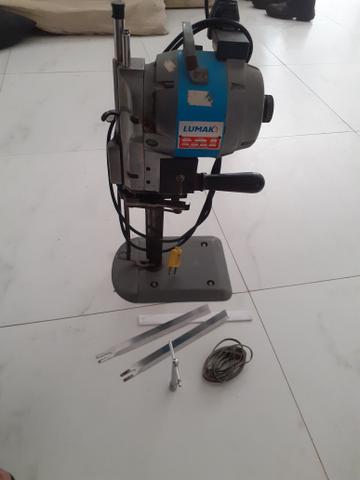 Máquina em ótimo estado de uso 6 cm
