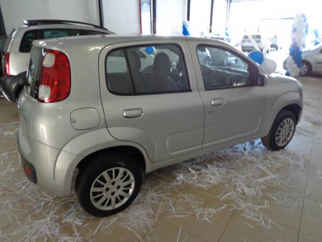 Fiat Uno VIVACE 1.0 4 PORTAS - Foto 2