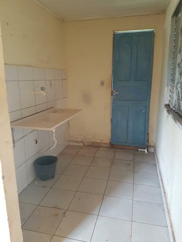 Vende-se casa no conj Rosalinda