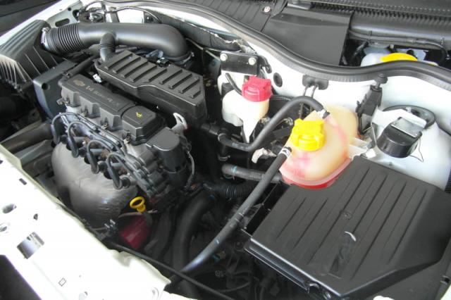 CHEVROLET CORSA HATCH MAXX 1.4 8v(Econo.Flex) 4P 2010 - Foto 13