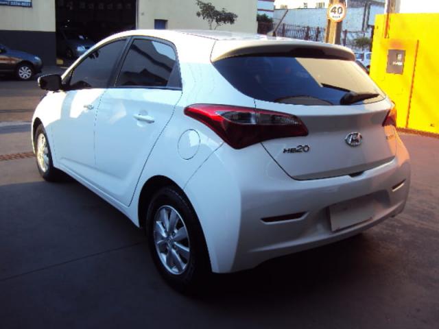 HYUNDAI HB20 COMFORT STYLE 1.6 FLEX 16V MEC. 2015 - Foto 4
