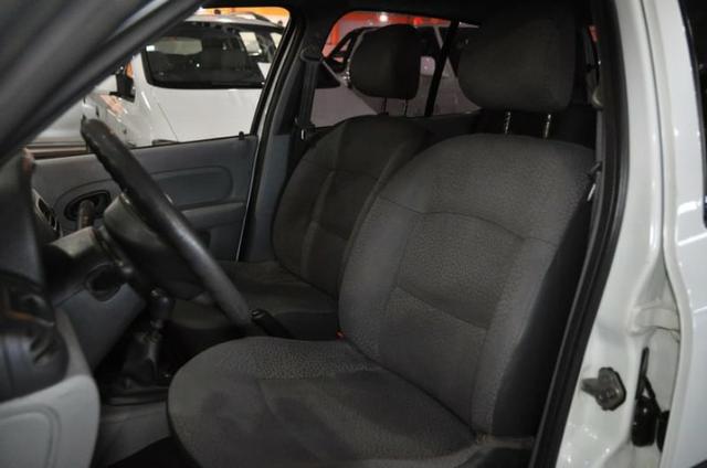 Renault Clio authentic 1.6 - Foto 10