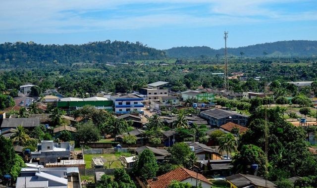 12x50 metros, Colniza-MT,Residencial,ótima Localização. Troco por Imóveis em Chapada-MT - Foto 3
