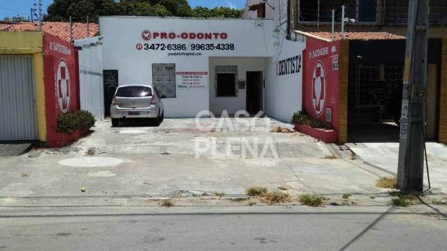 Ponto comercial na av. josé hipólito, alto fluxo de clientes 06 vagas - mesejana - fortale
