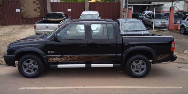S10 cabine dupla rodeio único dono! - Foto 6