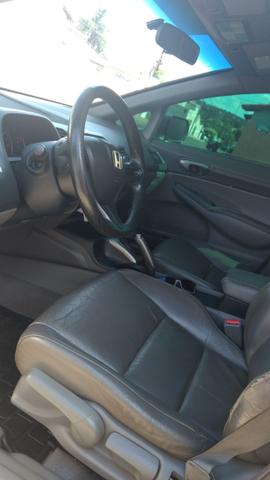 Civic - Foto 2