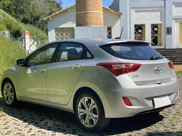 HYUNDAI-2015-I30-AUTOMATICO-KIT MULTIMÍDIA-TOP-Aceito trocas-Revisões Original
