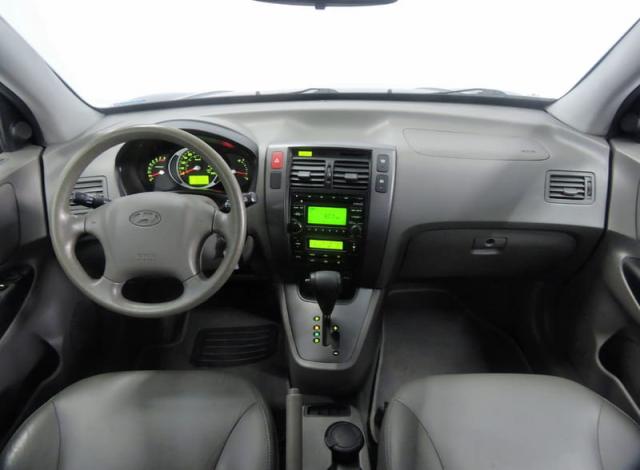 HYUNDAI TUCSON GLS B 2.0 AUT - Foto 7