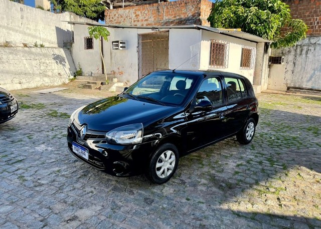 RENAULT CLIO 2016