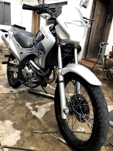NX FALCON 400 ANO 2000 ZERA DE TUDO