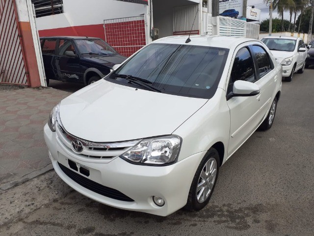 ETIOS XLS 1.5 SEDAN 2017 AUTOMÁTICO ÚNICO DONO